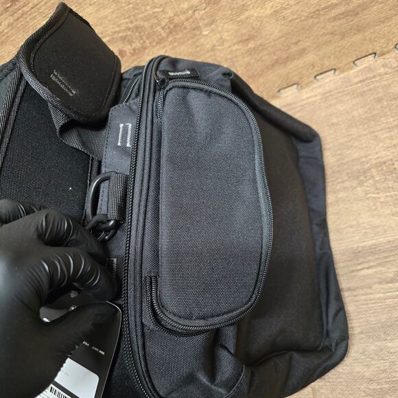 Ski-Doo Black Duffle Gear Backpack Multi Pockets 100% Polyester NWT - Picture 12 of 16